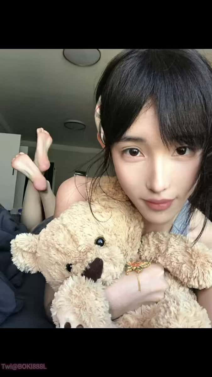 X (Twitter) adult video iquKxG6vG8AJQMWf