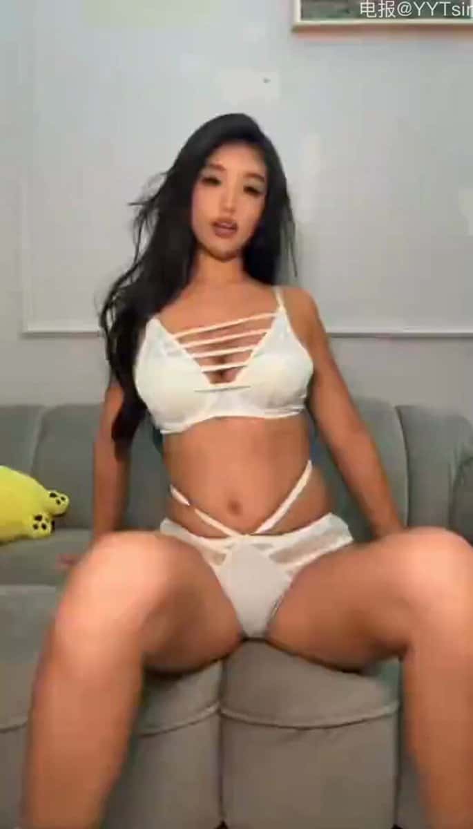 X (Twitter) adult video ij_CcKF6fho0O8v-