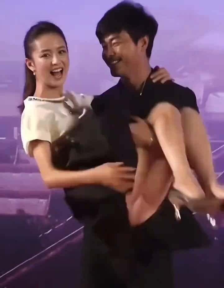 X(Twitter)エロ動画・アダルト動画 vWIrM_gCvDaeAk-B