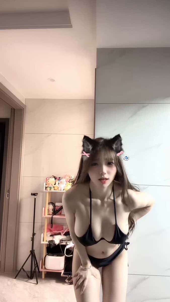 X(Twitter)エロ動画・アダルト動画 03qh0x4u8RVa_EiK