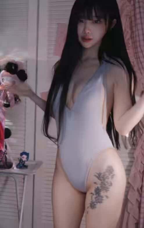 X (Twitter) adult video ozwedy3gbivp8d_n