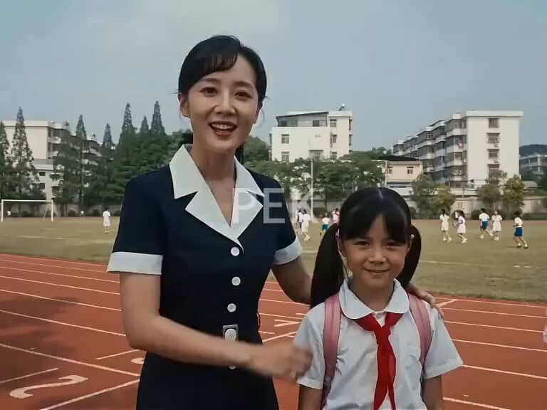 X(Twitter)エロ動画・アダルト動画 ArL2xJPht1khi2zO