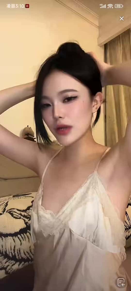 X (Twitter) adult video TzJZIgZ1Wh4Mv3BQ