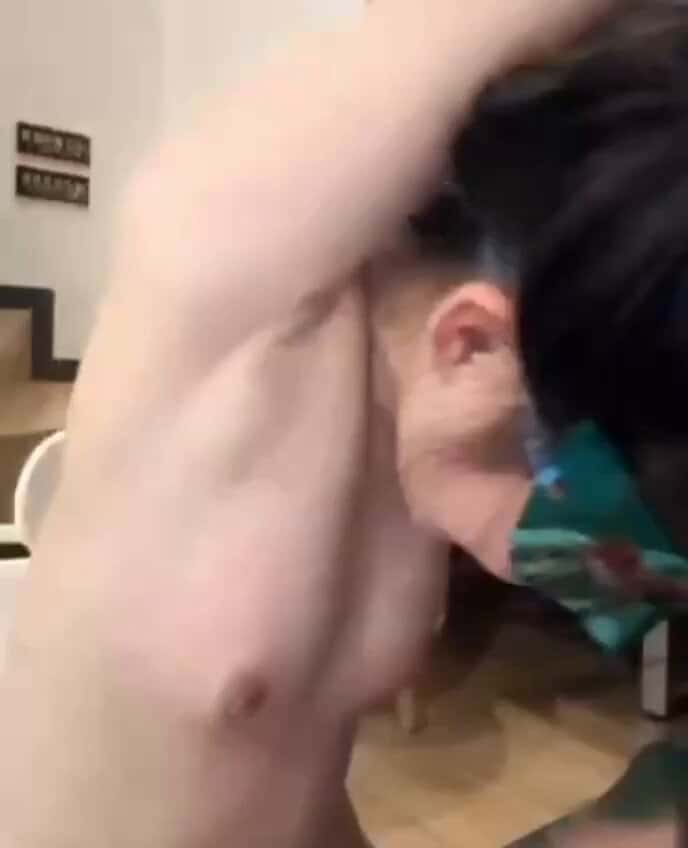 X(Twitter)エロ動画・アダルト動画 ivcO1JA0IA8r9GdA