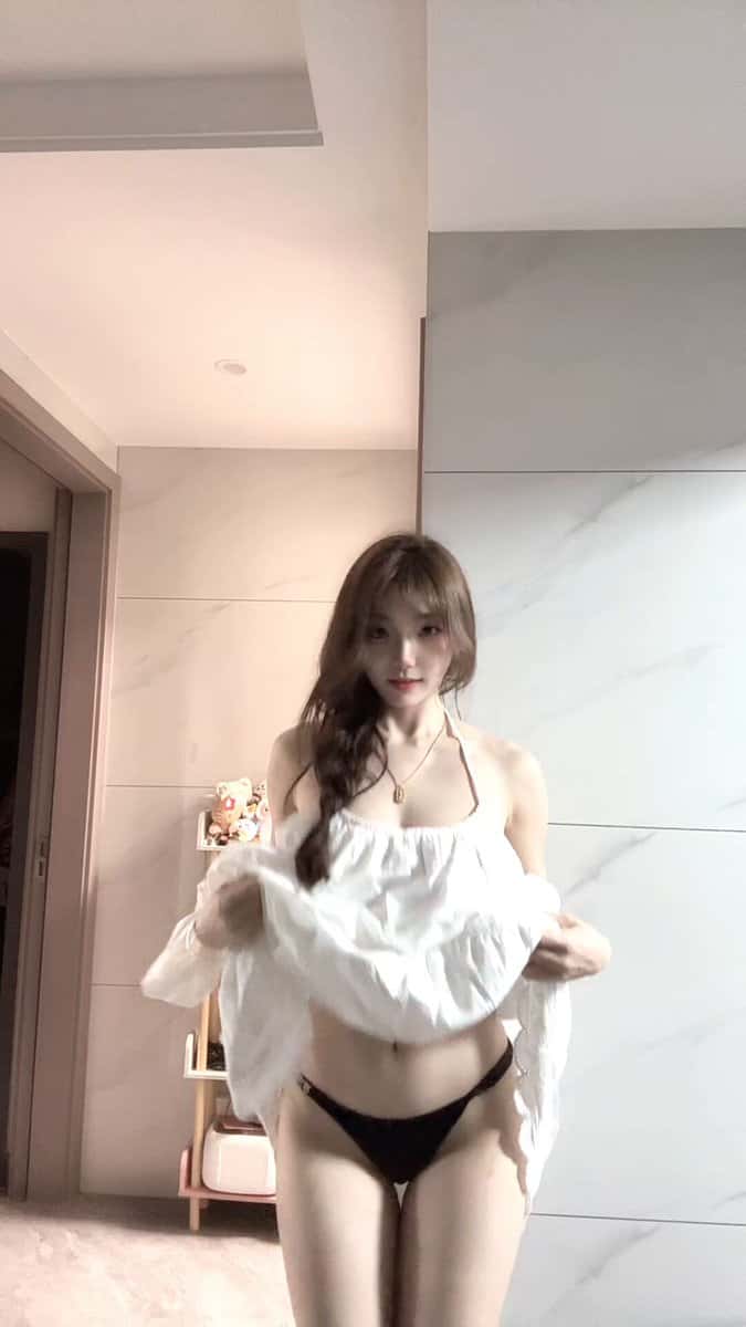 X (Twitter) adult video EgO827a-L8A_TvM4