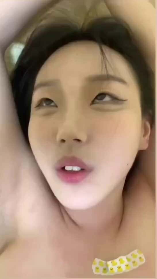 X (Twitter) adult video gptGhGaMK4jfEWF1