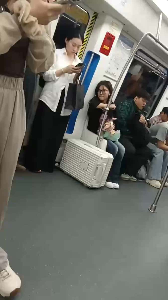 X(Twitter)エロ動画・アダルト動画 DcGSK3taJ9gXqvur
