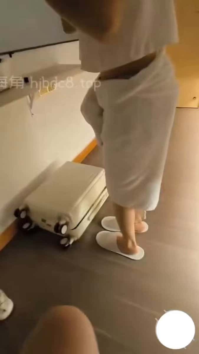 X (Twitter) adult video P-lhsgzL-EhVkkPX