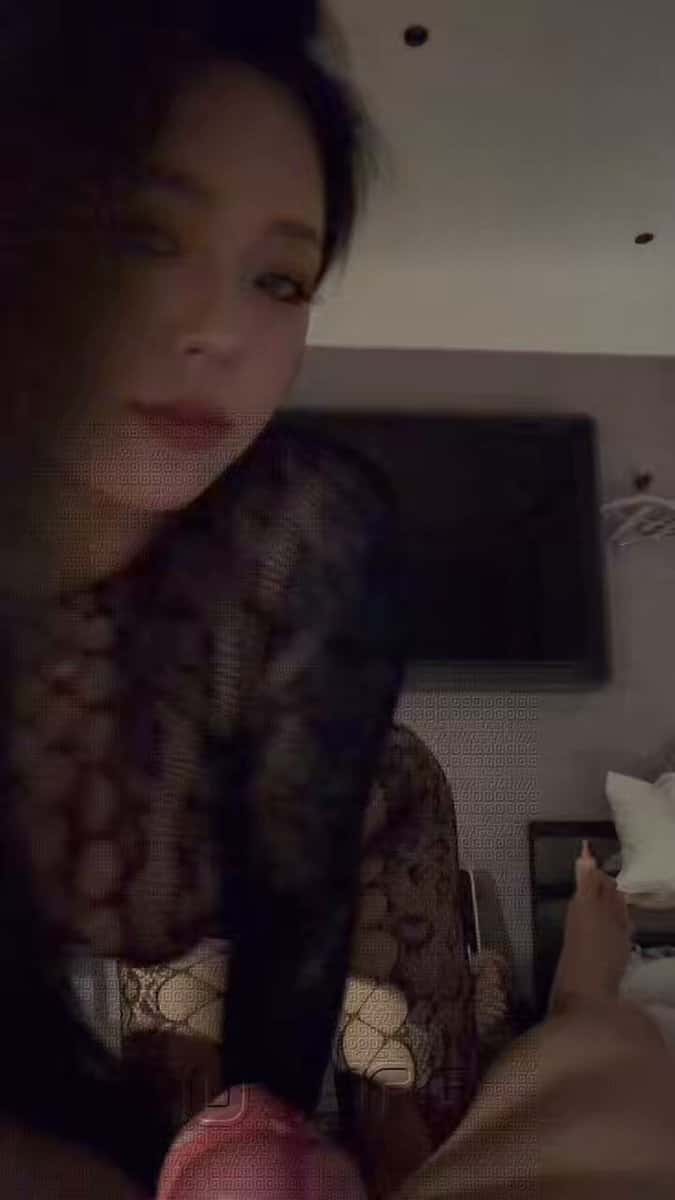 X (Twitter) adult video TzUQxfLe6EjwFtk-
