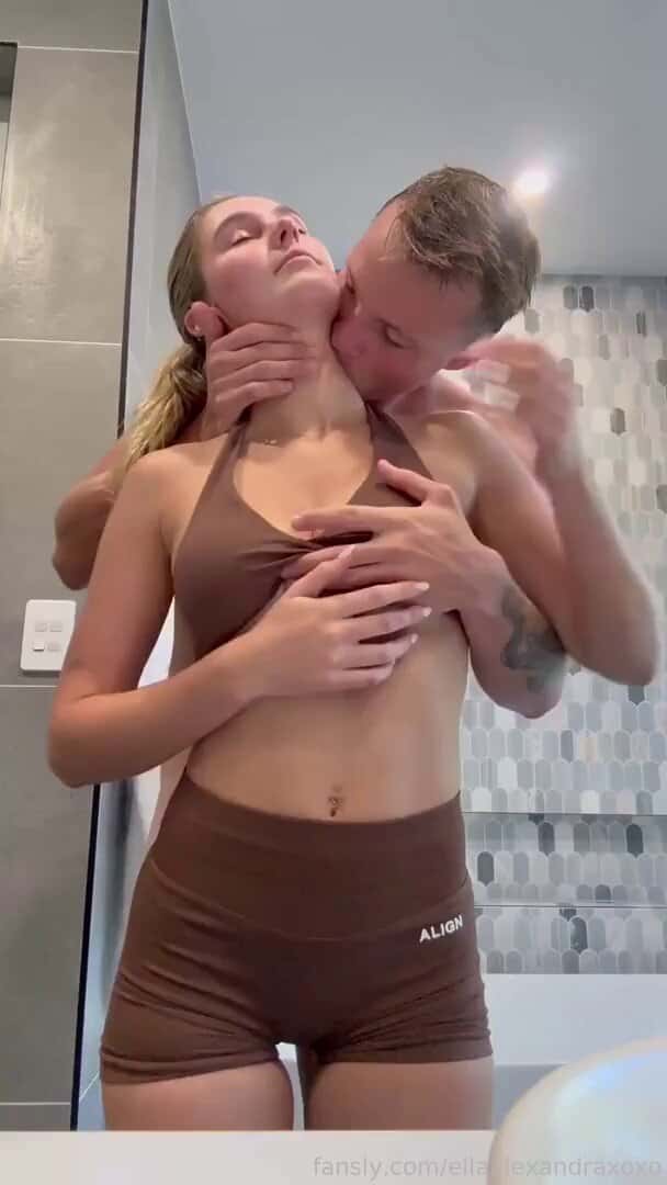 X (Twitter) adult video aKi_O7-mW8g9VR-D