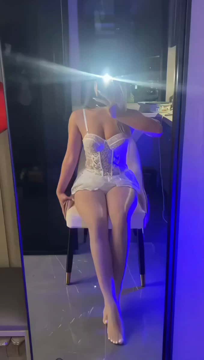 X (Twitter) adult video B4F9Obw8RL29zimm