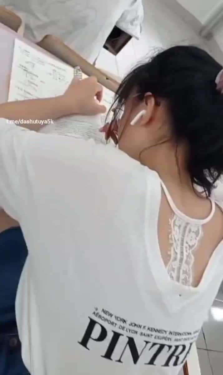 X(Twitter)エロ動画・アダルト動画 pmrlzo_-88objpuv