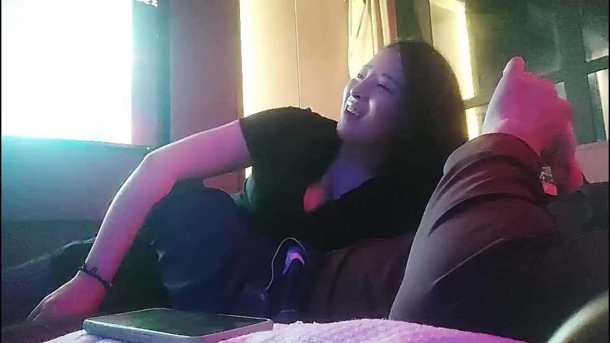 X(Twitter)エロ動画・アダルト動画 D1c8g_G5n3V3A0Mw