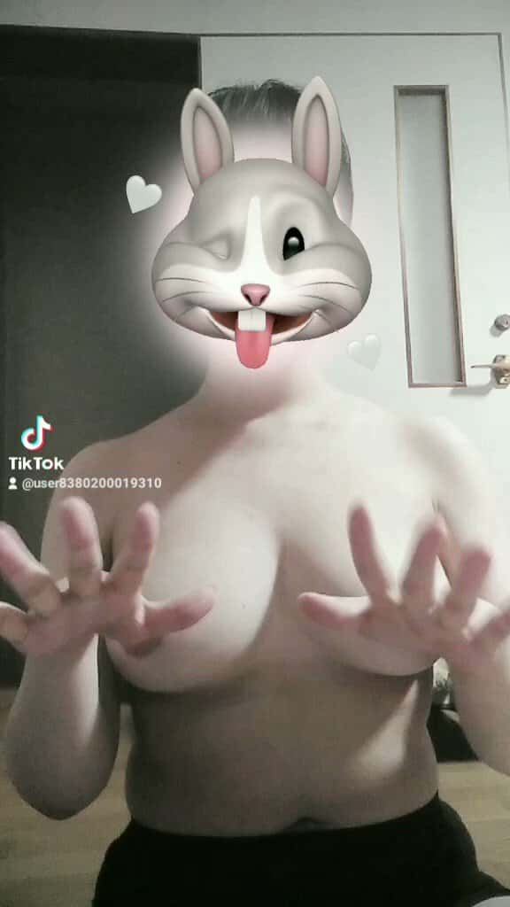X (Twitter) adult video q8c99hcdpphv4t_a