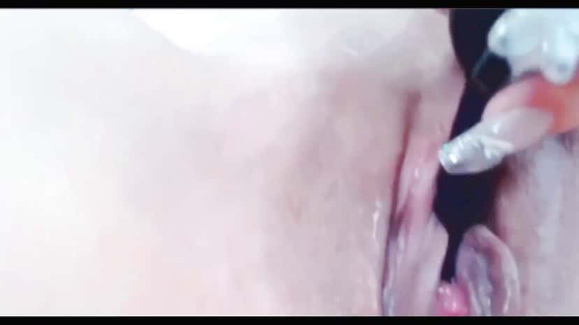 X (Twitter) adult video 1uzlfujf7hbsgrvz