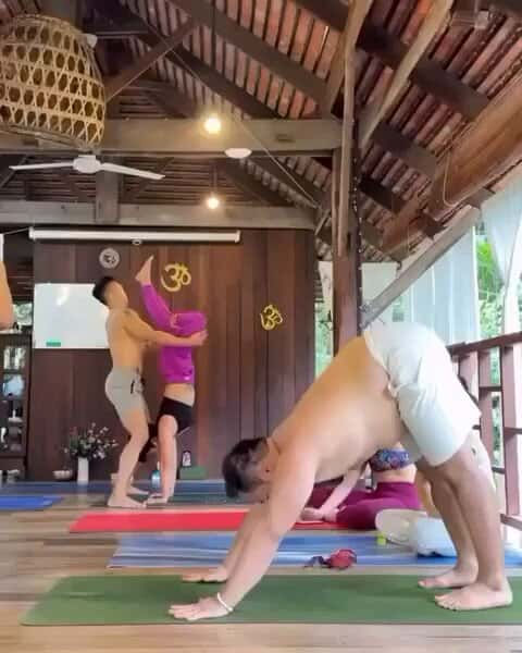 X(Twitter)エロ動画・アダルト動画 c5jjN7c_7vfnkat1