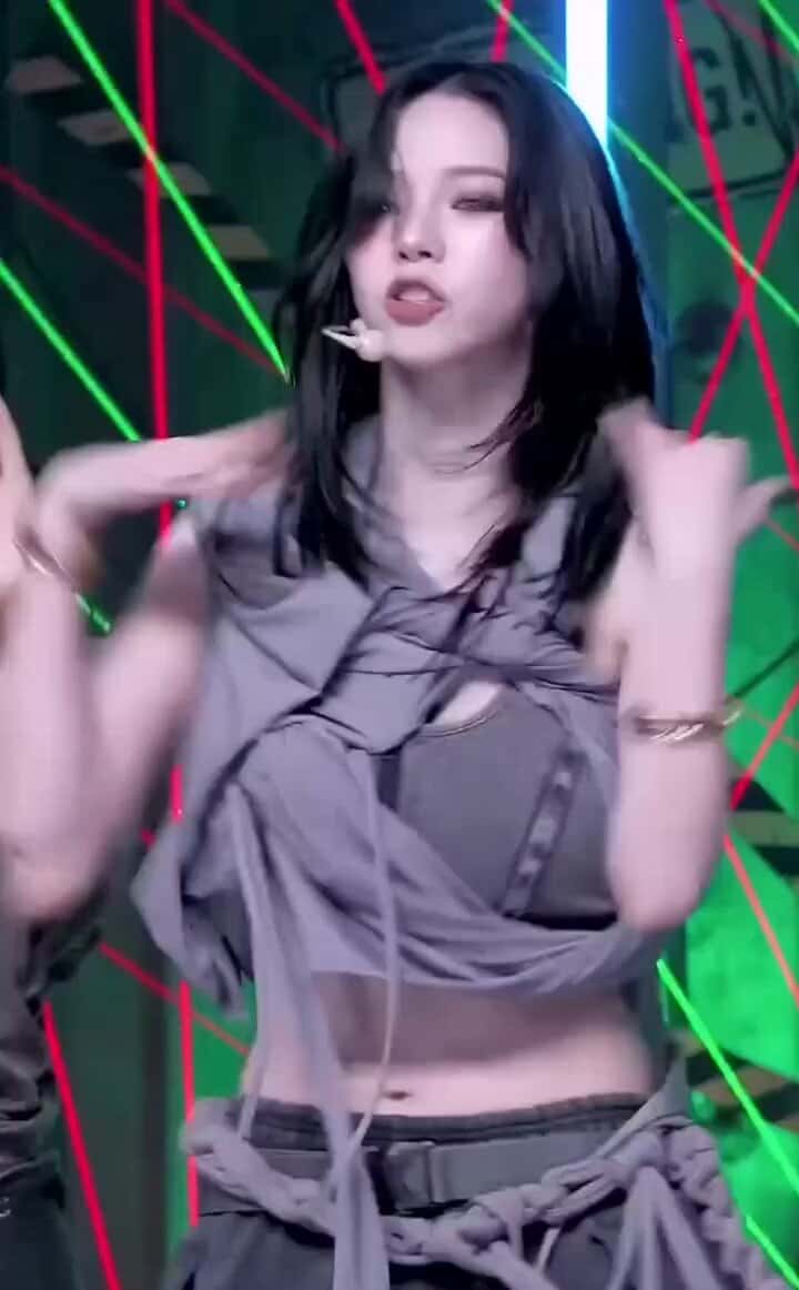 u_ku5JBB2KpUwdUo