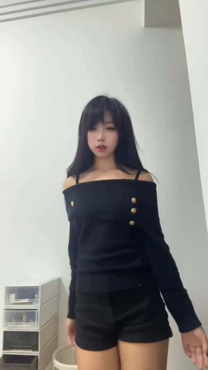 X (Twitter) adult video M2xOKuuQuEk-RPgQ